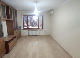 Продам 2-ком. квартиру, 48 м2, Белореченск, улица Шабанова, 55