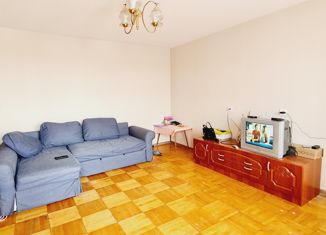 Продаю однокомнатную квартиру, 34 м2, городской посёлок имени Свердлова, 1-й микрорайон, 1