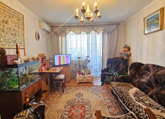 Трехкомнатная квартира на продажу, 57 м2, Арсеньев, улица 25 лет Арсеньева, 9