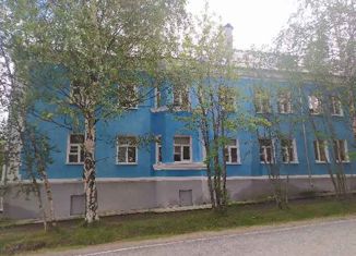 Продам двухкомнатную квартиру, 37 м2, Оленегорск, улица Горького, 2