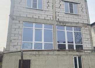 Продам дом, 345 м2, Ставрополь, Бакинская улица, 2А, микрорайон Чапаевка