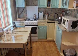 Продажа трехкомнатной квартиры, 54.5 м2, Кингисепп, Октябрьская улица, 18