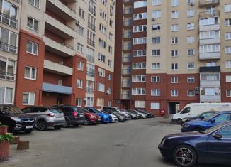 Продаю 1-комнатную квартиру, 43 м2, Калининградская область, Комсомольская улица, 85