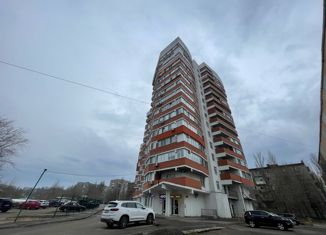 Продам 1-комнатную квартиру, 40.4 м2, Саратовская область, улица имени В.И. Лебедева-Кумача, 65