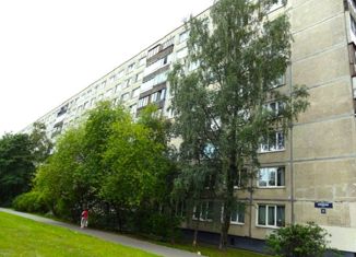 Продам 2-комнатную квартиру, 47 м2, Санкт-Петербург, Искровский проспект, 25, метро Улица Дыбенко