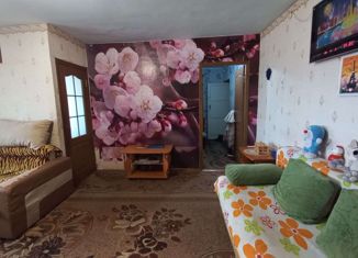 Продам 2-ком. квартиру, 44.1 м2, село Воздвиженка, улица Гастелло, 1