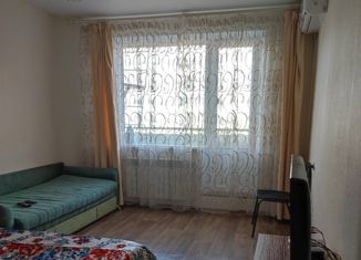 Продается 1-комнатная квартира, 37 м2, Волгоград, улица Космонавтов, 37, район Семь Ветров