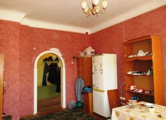 Продается 2-комнатная квартира, 41.6 м2, Белебей, Советская улица, 42