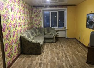 Аренда комнаты, 18 м2, Усолье-Сибирское, улица Розы Люксембург, 3