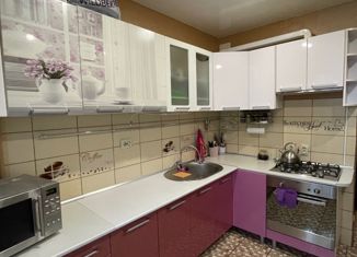 Продается 2-ком. квартира, 53 м2, Пермь, улица Танцорова, 31, жилой район Нижняя Курья