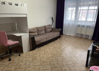 Продам 3-комнатную квартиру, 76.1 м2, посёлок городского типа Приобье, улица Строителей, 9