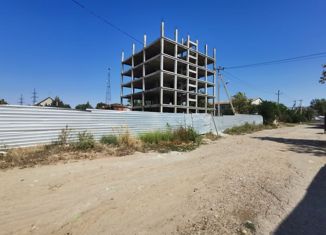 Продаю дом, 1890 м2, Будённовск, улица Полющенко, 7А