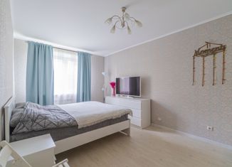 Продаю 1-ком. квартиру, 33.2 м2, Санкт-Петербург, улица Композиторов, 19, метро Проспект Просвещения