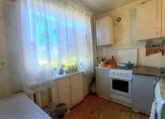 Продам 3-ком. квартиру, 60.5 м2, Димитровград, Западная улица, 32