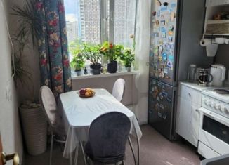 Продам двухкомнатную квартиру, 44 м2, Москва, Шенкурский проезд, 12, метро Алтуфьево