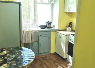 Продается трехкомнатная квартира, 50 м2, Хабаровский край, улица Карла Маркса, 134