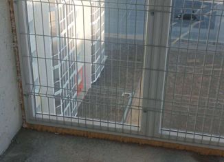 Сдам 1-ком. квартиру, 43 м2, Пыть-Ях, улица Первопроходцев, 2