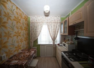 Продажа 3-комнатной квартиры, 61 м2, Екатеринбург, улица Луначарского, 182, метро Площадь 1905 года