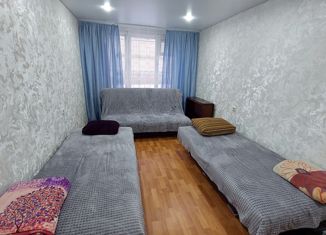 Продам двухкомнатную квартиру, 43.7 м2, Нижнекамск, проспект Химиков, 30А