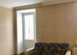 Сдаю 2-комнатную квартиру, 50 м2, Екатеринбург, улица Гагарина, 17, улица Гагарина