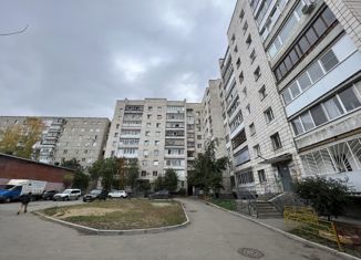 Трехкомнатная квартира на продажу, 61.4 м2, Екатеринбург, проспект Седова, 23, проспект Седова