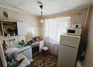 Продам 2-ком. квартиру, 40.9 м2, Сафоново, 2-й микрорайон, 13