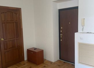 Продаю двухкомнатную квартиру, 77 м2, Ставрополь, Комсомольская улица, 41, микрорайон №3