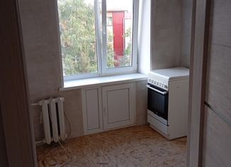 Продается 2-ком. квартира, 44 м2, Кумертау, улица Мира, 2