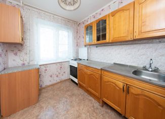 Продам 3-комнатную квартиру, 60.7 м2, Челябинская область, проспект Победы, 324