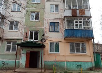 Продается 1-комнатная квартира, 33.8 м2, поселок городского типа Сусанино, улица Леонова, 1