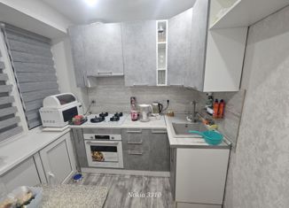 2-ком. квартира на продажу, 42 м2, Боровичи, Ленинградская улица, 91