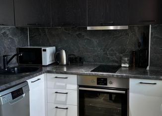 Продам 1-комнатную квартиру, 37 м2, Якутск, улица Лермонтова, 49