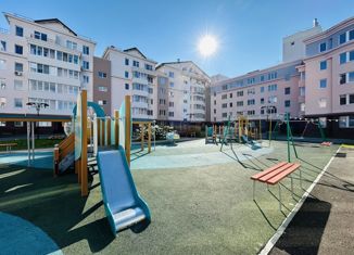 Продажа 2-ком. квартиры, 50.7 м2, Бор, улица Ленина, 58А