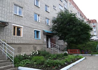 Продам трехкомнатную квартиру, 62.1 м2, Красноуфимск, улица 8 Марта, 51