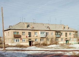 Продажа 3-комнатной квартиры, 50 м2, посёлок Первомайский, Комсомольская улица, 4