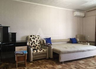 Продаю 1-комнатную квартиру, 32 м2, Ставропольский край, улица Калинина, 133