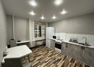 Продам 1-ком. квартиру, 33 м2, Сосновоборск, улица Ленинского Комсомола, 1