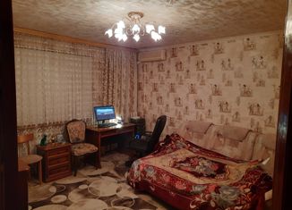 Продажа двухкомнатной квартиры, 48 м2, Таганрог, улица Фрунзе, 152
