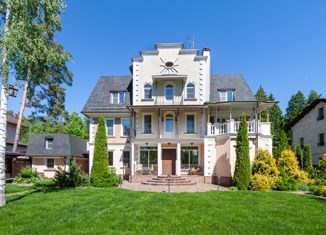 Продам дом, 615 м2, деревня Голиково, Южная улица, 283