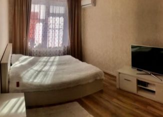 Продаю однокомнатную квартиру, 45 м2, Сочи, улица Труда, 15, микрорайон КСМ