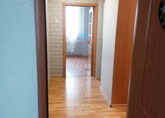 Продам 4-комнатную квартиру, 97 м2, Агрыз, улица Пушкина, 5