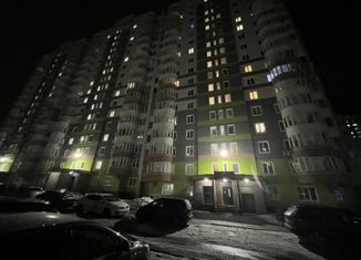 Продажа двухкомнатной квартиры, 56.4 м2, Курск, проспект Анатолия Дериглазова, 91