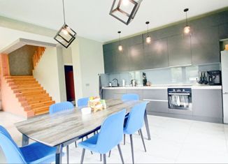 Продается дом, 318 м2, посёлок Шабровский, улица Кирова, 220А