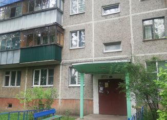 Продажа 3-ком. квартиры, 61.2 м2, Курск, улица Комарова, 12А