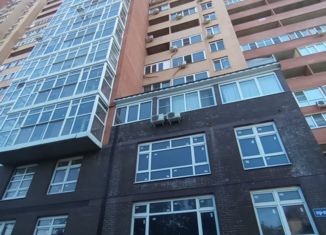 2-комнатная квартира на продажу, 70 м2, Ростовская область, проспект Ленина, 140А