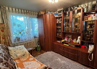 Продаю 2-комнатную квартиру, 43 м2, Московский, 1-й микрорайон, 28