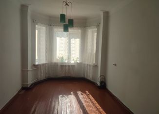 Продается 2-комнатная квартира, 50.7 м2, Каменск-Уральский, улица Гагарина, 24