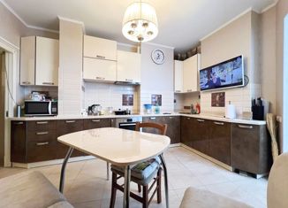 Продается трехкомнатная квартира, 76.4 м2, Щербинка, улица Барышевская Роща, 24