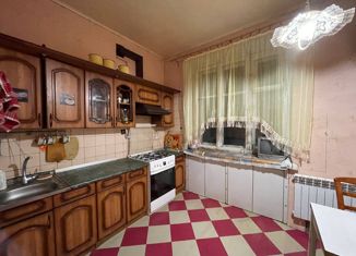 Продам 3-ком. квартиру, 74 м2, Заречный, проспект Мира, 10