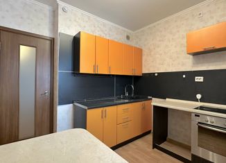 Продается двухкомнатная квартира, 63.2 м2, Москва, улица Александры Монаховой, 101